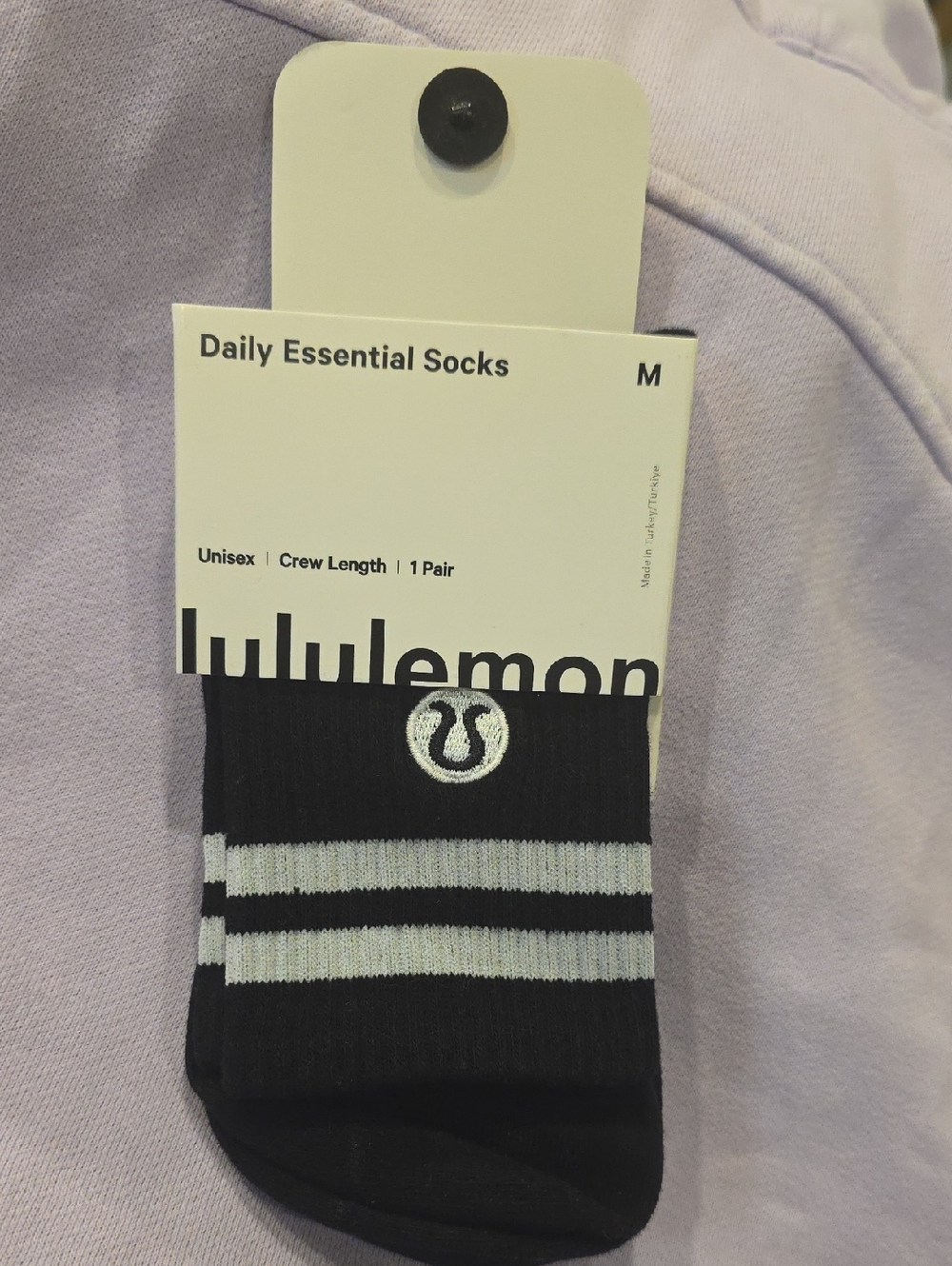 lululemon athletica Men’s Black Crew Socks with Light Gray Stripes